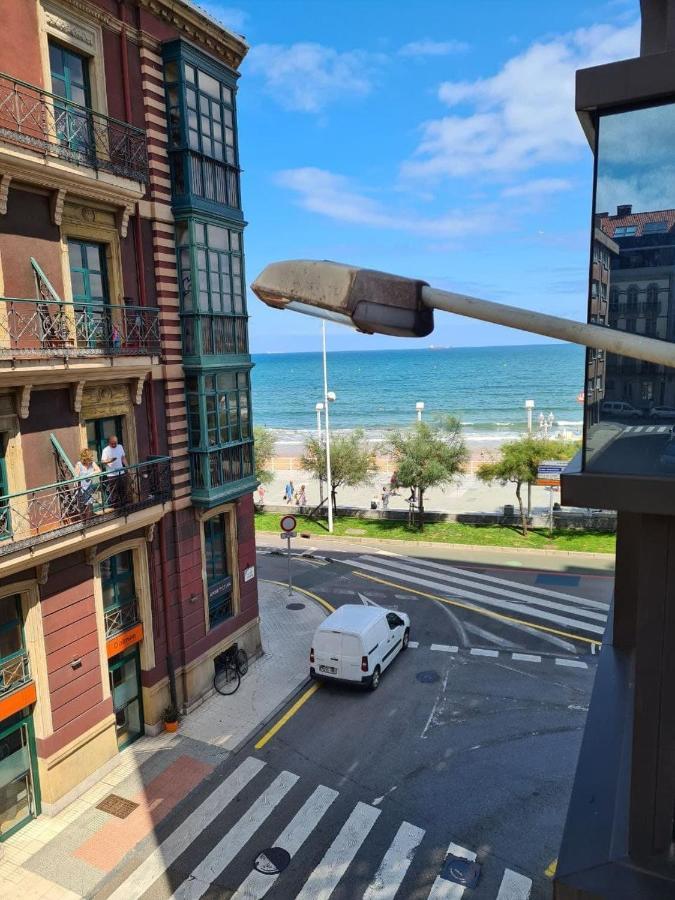 122A - Emblematica Vivienda En Playa San Lorenzo Gijon Exterior photo
